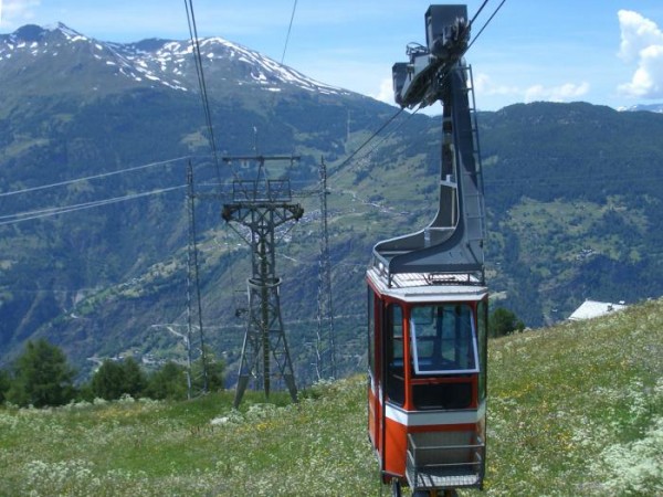 Kanzlei u. Schulhaus