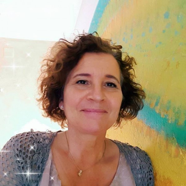 Lucina Knight-Libera terapie complementari