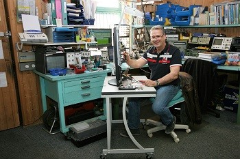 EP: Schnüriger Electronics